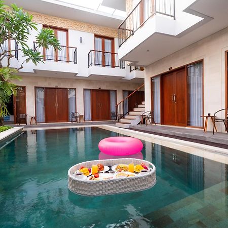 Mahesa Suites Seminyak Exterior foto