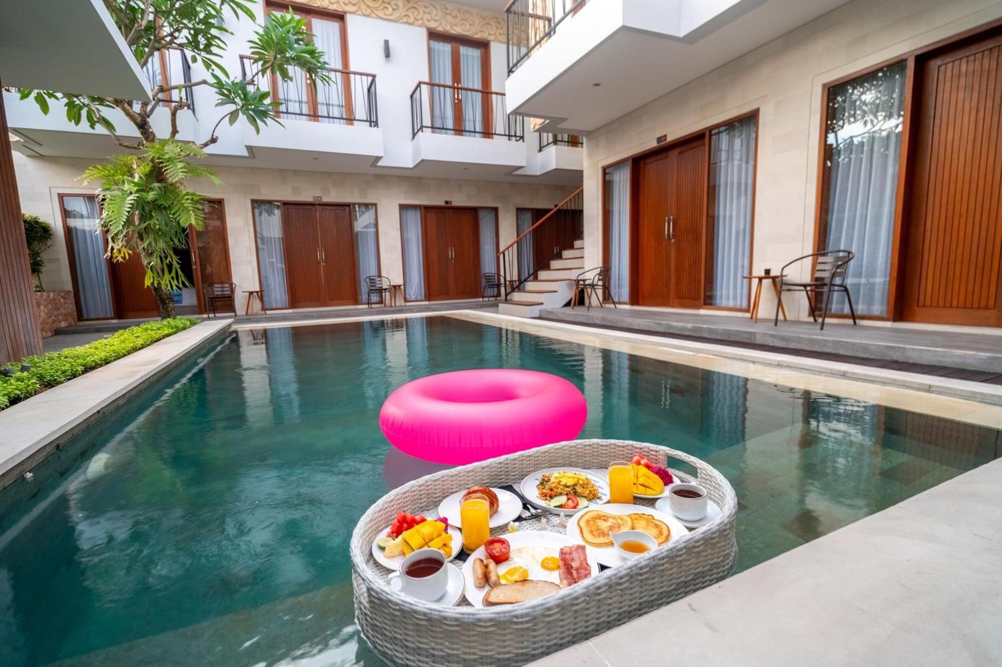 Mahesa Suites Seminyak Exterior foto