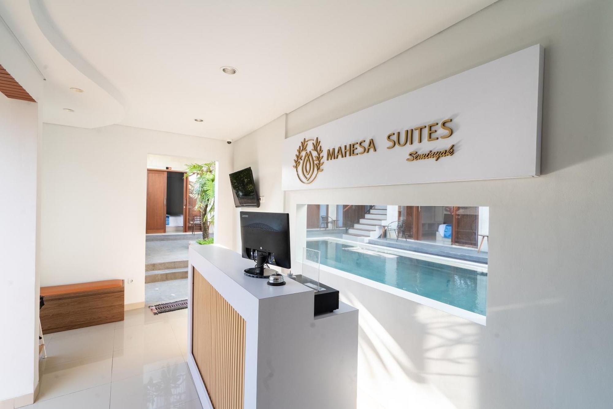 Mahesa Suites Seminyak Exterior foto