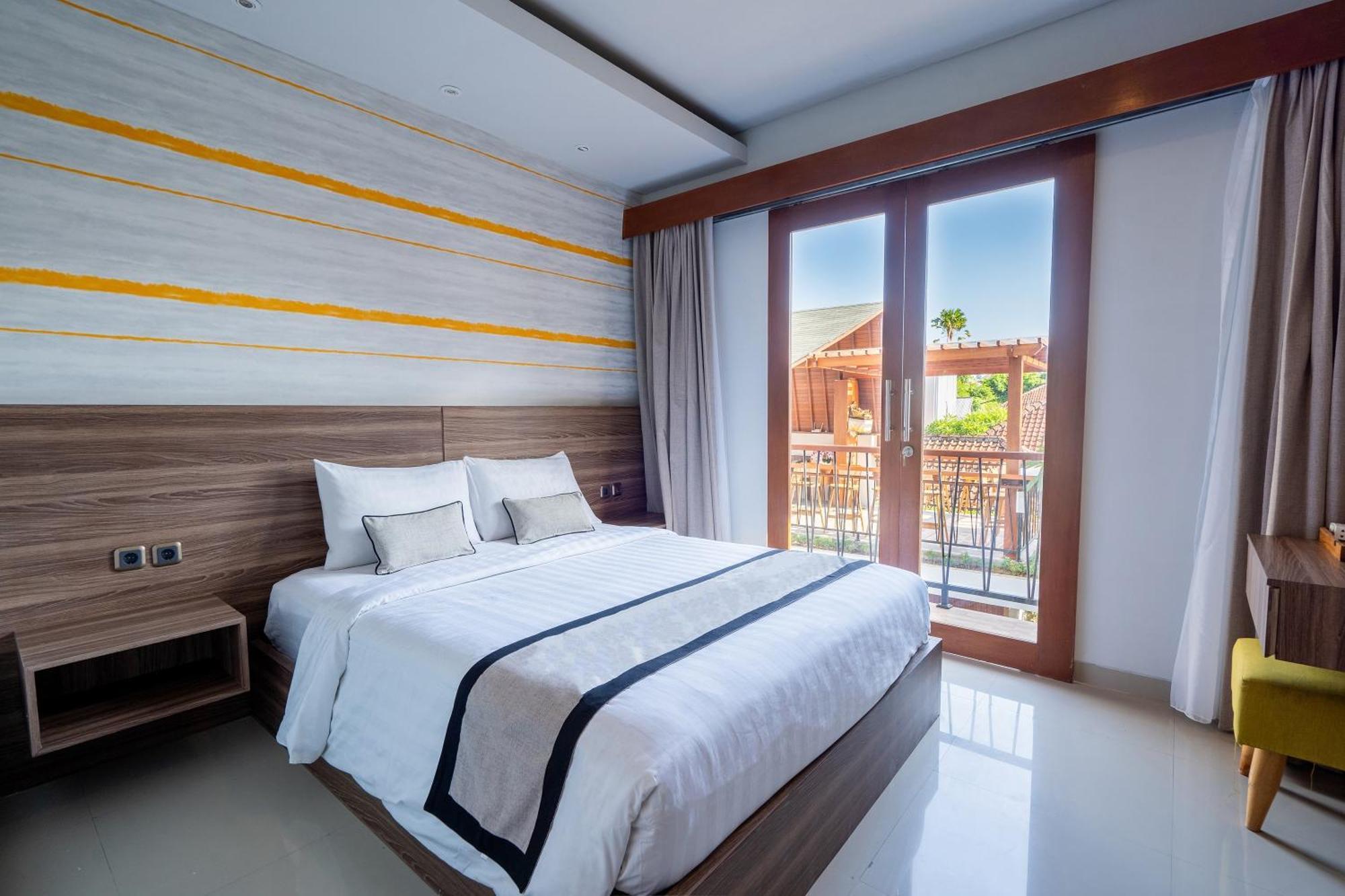 Mahesa Suites Seminyak Exterior foto