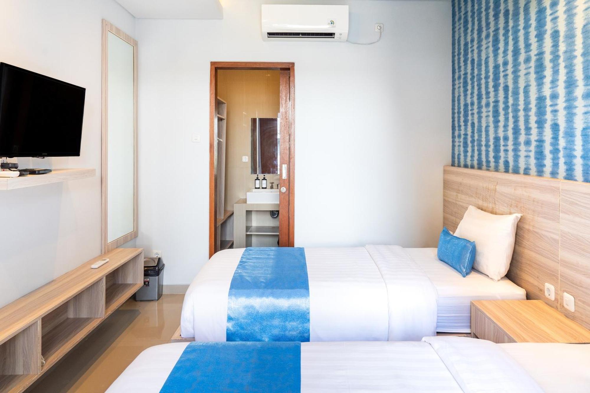 Mahesa Suites Seminyak Exterior foto